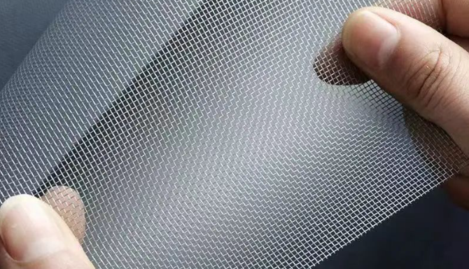 FMIEN | 这个夏天选择带有高透网的系统门窗